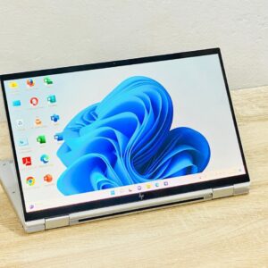 HP EliteBook x 360 1040 G8
