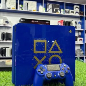 Console PS4 Slim Bleu